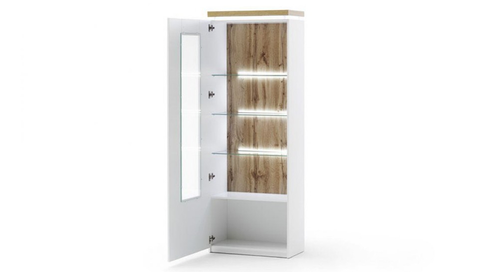 Витрина Лия