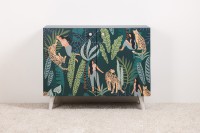 СНЯТО Либера Комод-тумба 16.230.01, цвет бензин/белый, ШхГхВ 115,3х42,6х92,3 см., фасады с рисунком Тропический лес, две дверки