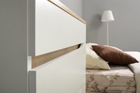 СНЯТО Муссон Кровать 11.28 + под. ортопед + Комод 13.97 + Тумба ТВ 13.277, цвет белый/чёрный/дуб эндгрейн элегантный/кожзам белый, 1600х2000 мм., б/м