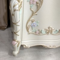 СНЯТО Людовик СЛ-02 Шкаф 6-ти дверный, цвет слоновая кость кракелюр, ручная роспись цветными патинами и золотом, ШхГхВ 291х63х248 см.