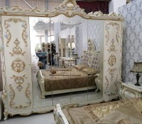 СНЯТО Людовик СЛ-02 Шкаф 6-ти дверный, цвет слоновая кость кракелюр, ручная роспись цветными патинами и золотом, ШхГхВ 291х63х248 см.