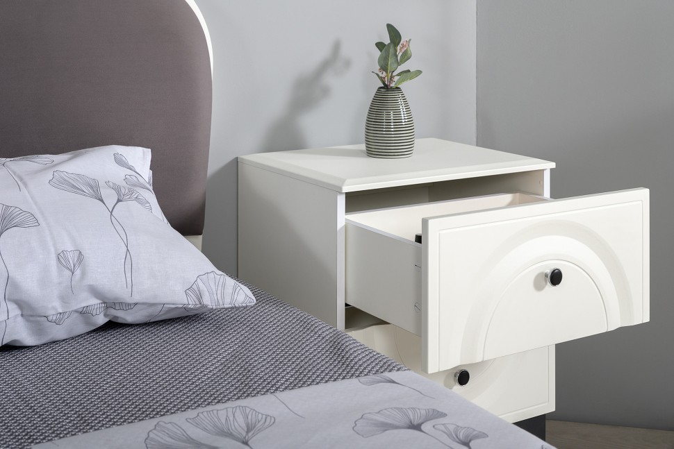 КР100 Валенсия Спальня № 14, цвет ЛДСП белый шагрень/чёрный/МДФ белый шагрень/ткань велутто 19, ортопед есть, сп. м. 1600х2000 мм., б/м