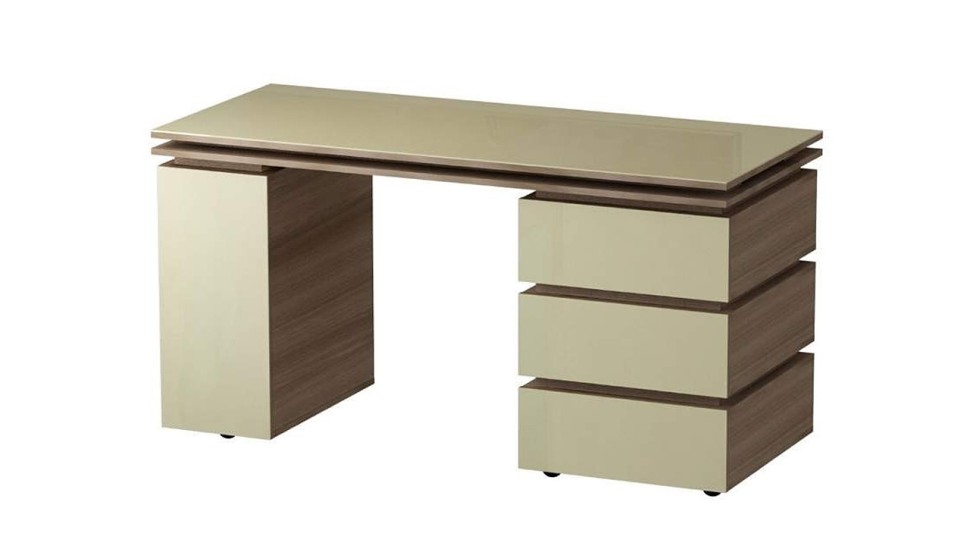 Компьютерный стол 63